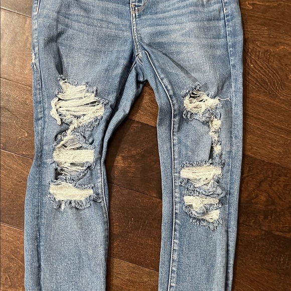 American Eagle Distressed Blue Women's Jeans - Picture 3 of 8